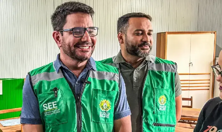 Gladson anuncia convocação de 2.612 aprovados no maior concurso da Educação no Acre