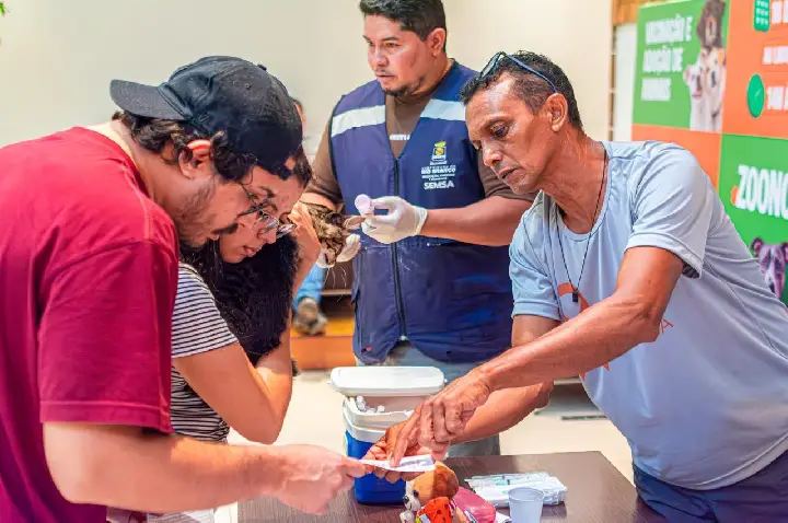 Prefeitura de Rio Branco celebra sucesso de ação com mais de 100 animais vacinados e 10 adoções no Via Verde Shopping