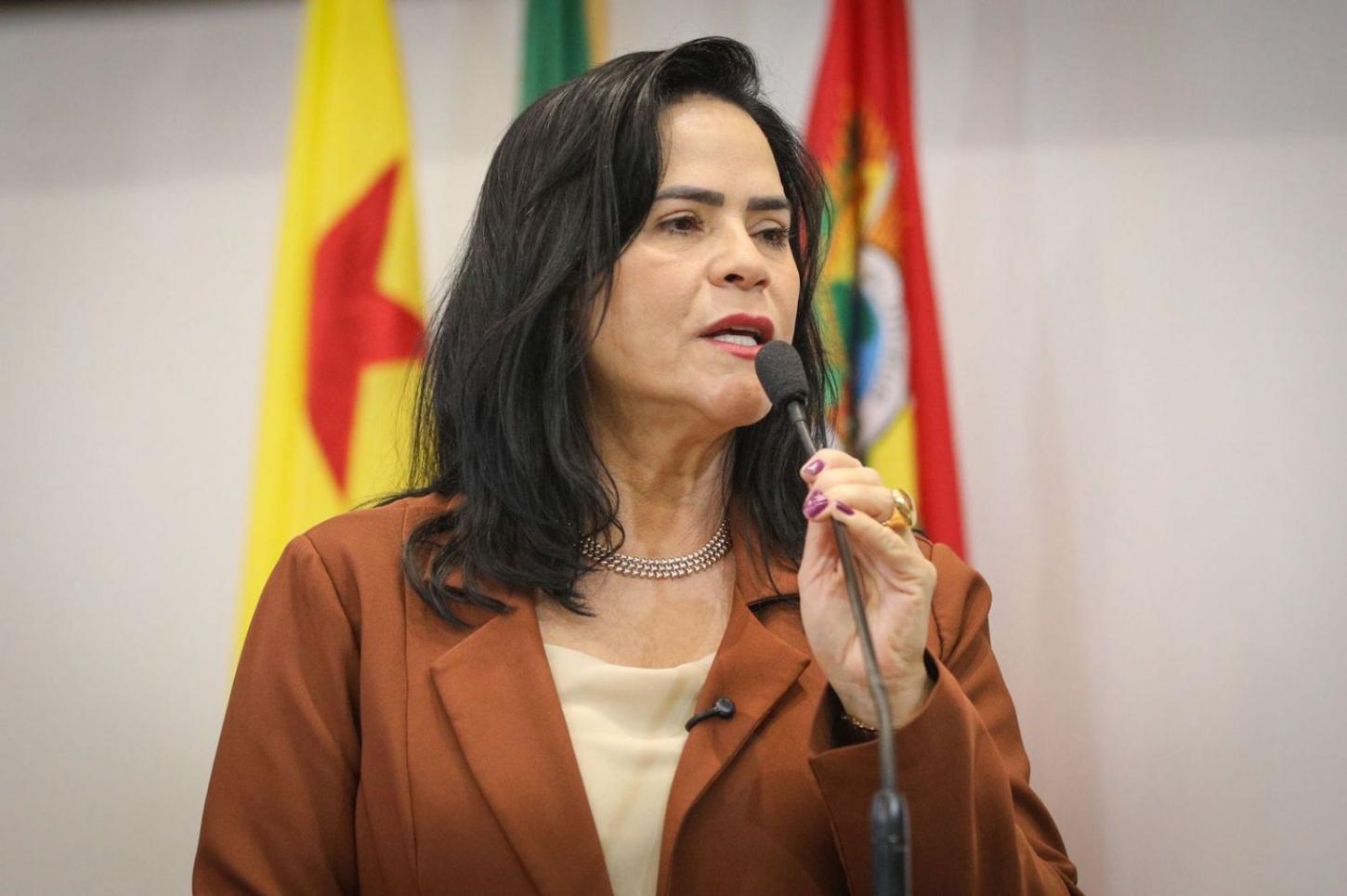 Maria Antônia cobra recuperação urgente de ramal no Vale do Juruá