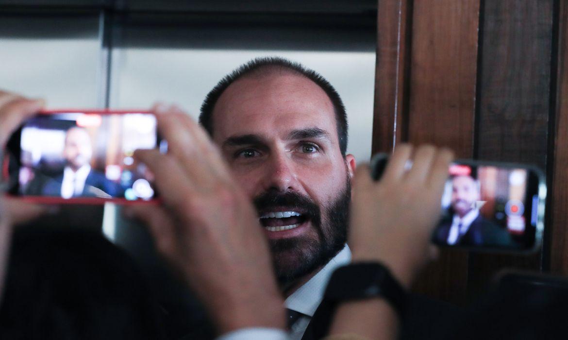 STF condena Eduardo Bolsonaro a inelegibilidade e a 4 anos de prisão