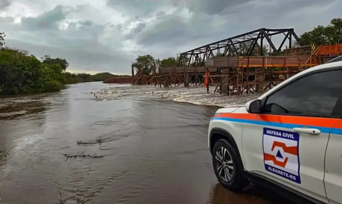 Rio Grande do Sul tem 206 cidades afetadas por fortes chuvas